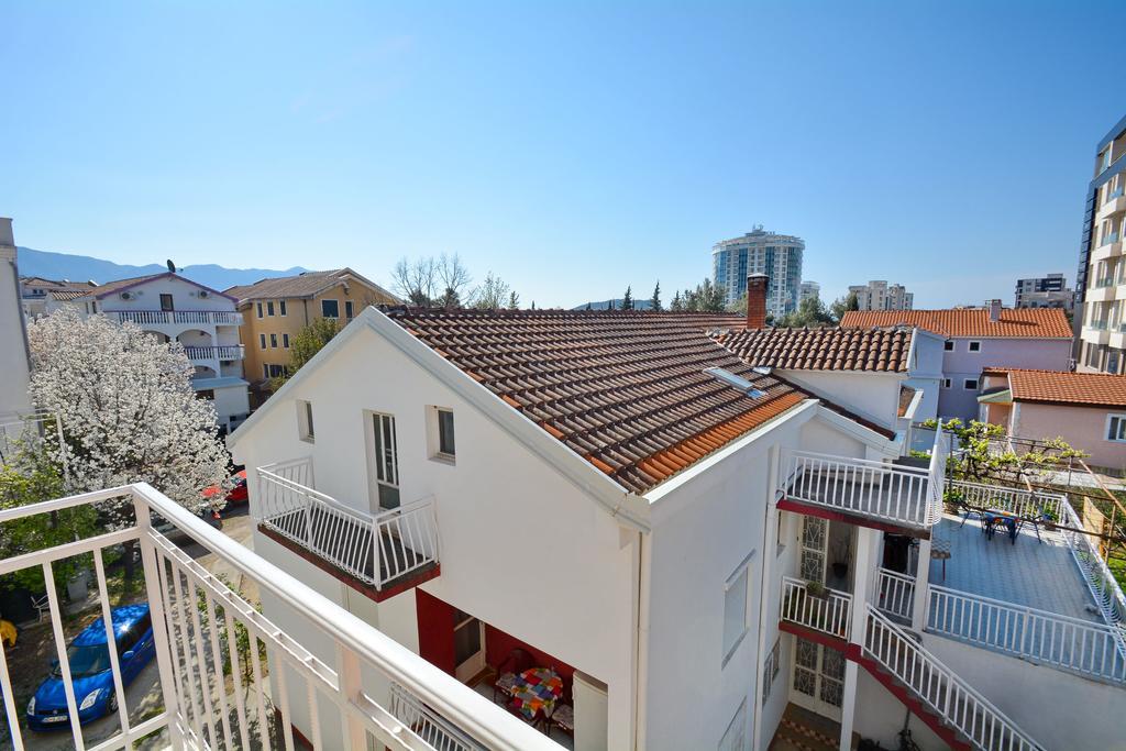 Guesthouse MB Knezevic Budva Exterior foto