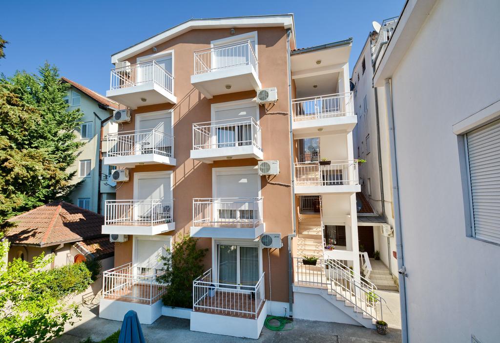 Guesthouse MB Knezevic Budva Exterior foto